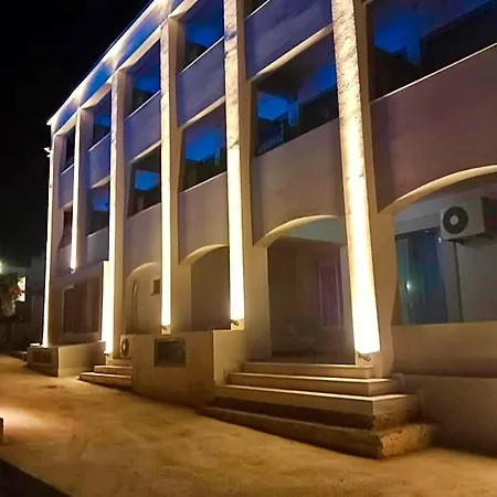 Pals Pefkos