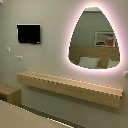 Pals Pefkos Hotel 3*